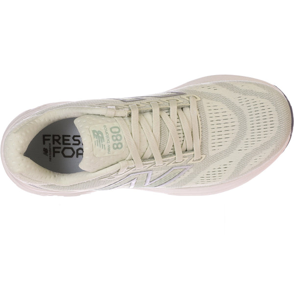 Light green running shoe with 'Fresh Foam' and '880' text on a white background.