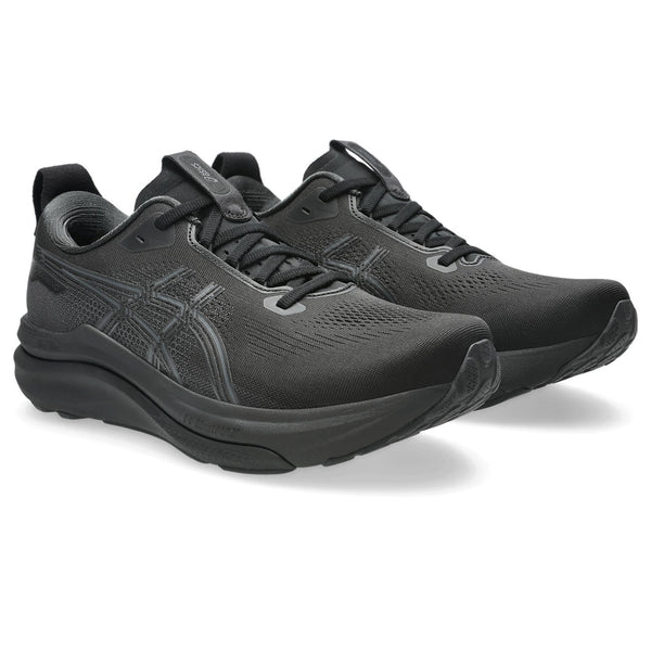 A black ASICS logo is in the middle of the upper on both sides.