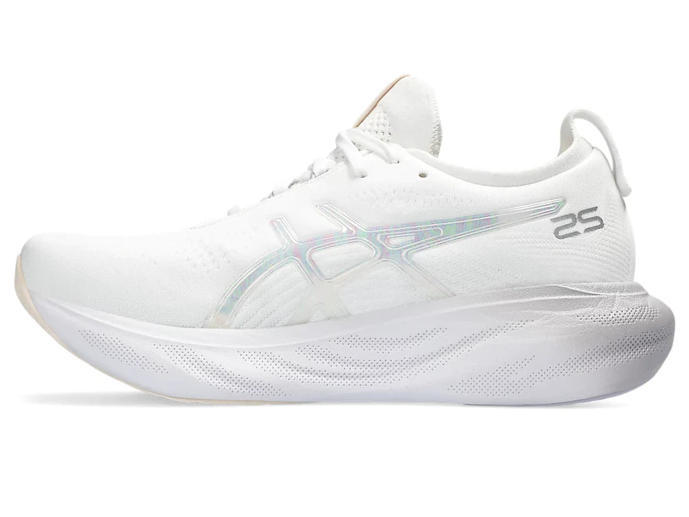 Medial view of the Women's Nimbus 25 in Anniversary White/Rose Dust