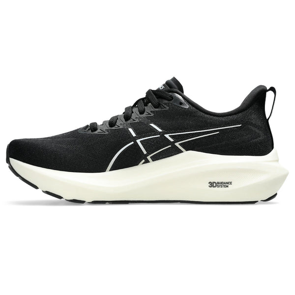 The medial side of the GT-2000 has the words "3D Guidance System" that helps to provide stability to the foot.