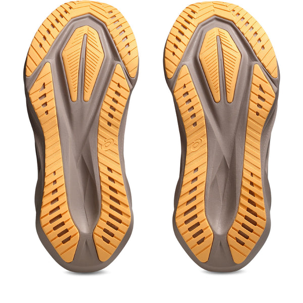 Orange rubber is used on the outsole of this shoe.