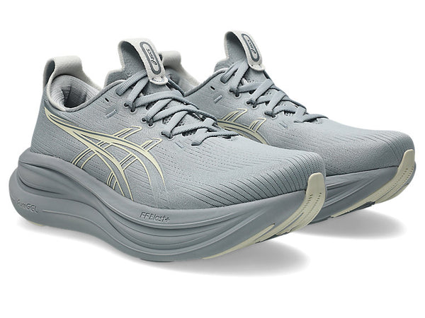 A cream Asics logo is in the middle of the upper on both sides.