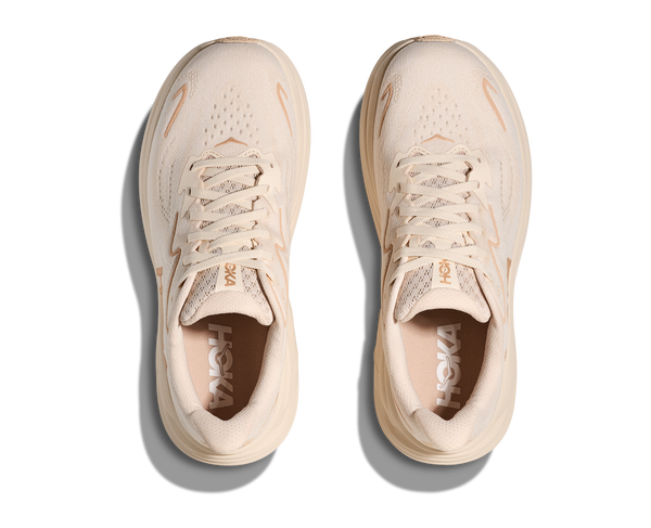 Cream colored laces and insoles are used to match the rest of the shoe.