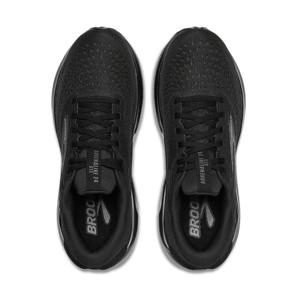 The insole and laces of this shoe are also black to match the upper and midsole.