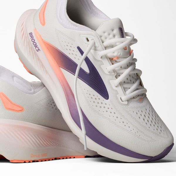These hoes have the name Brooks by the heel and the model name on the tongue.