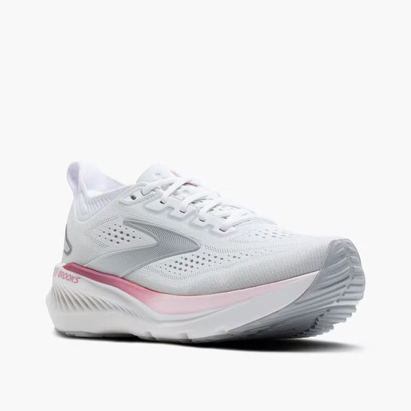 A ombre pink line runs across the top of the midsole