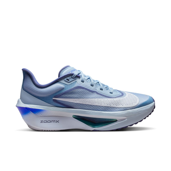 Zoomx is printed on the medial side of the midsole.