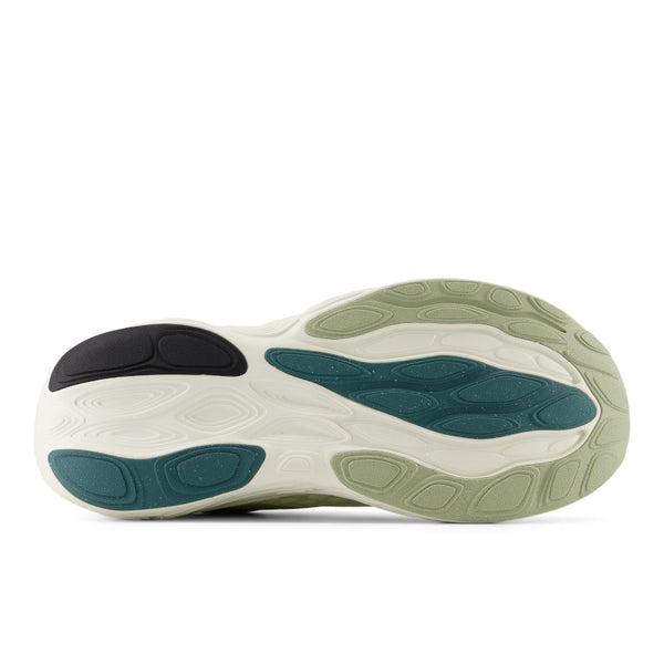 The outsole of the 1080 V14 is designed to be cushioned and fast.