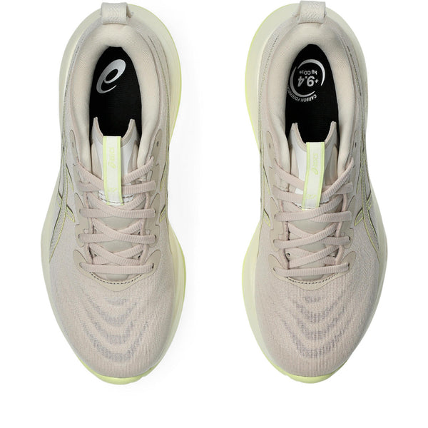 The upper of this ASICS running shoe has a great looking knit design over the toes.