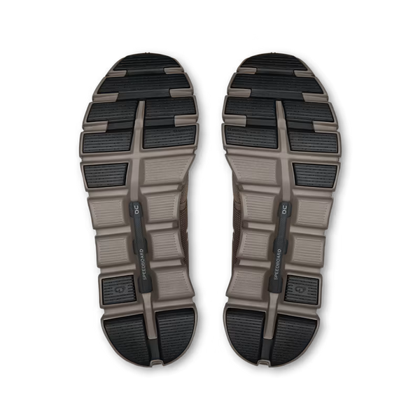 The outsole of a pair of Cloud 6 on lifestlye shoes with visability to the Speedboard.
