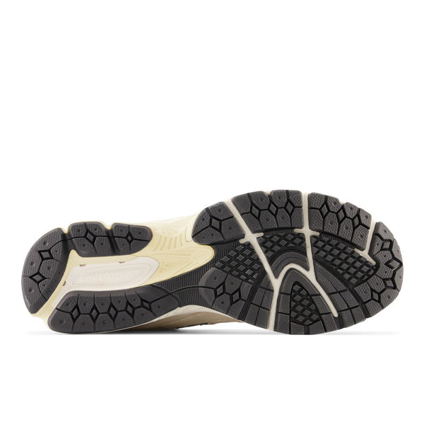 The outsole of the 2002 looks similiar to running shoes from the early 2000's.