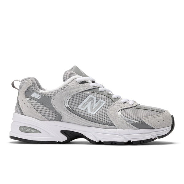 This 530 has a grey sude upper that has a similiar vibe to he famouns 990.