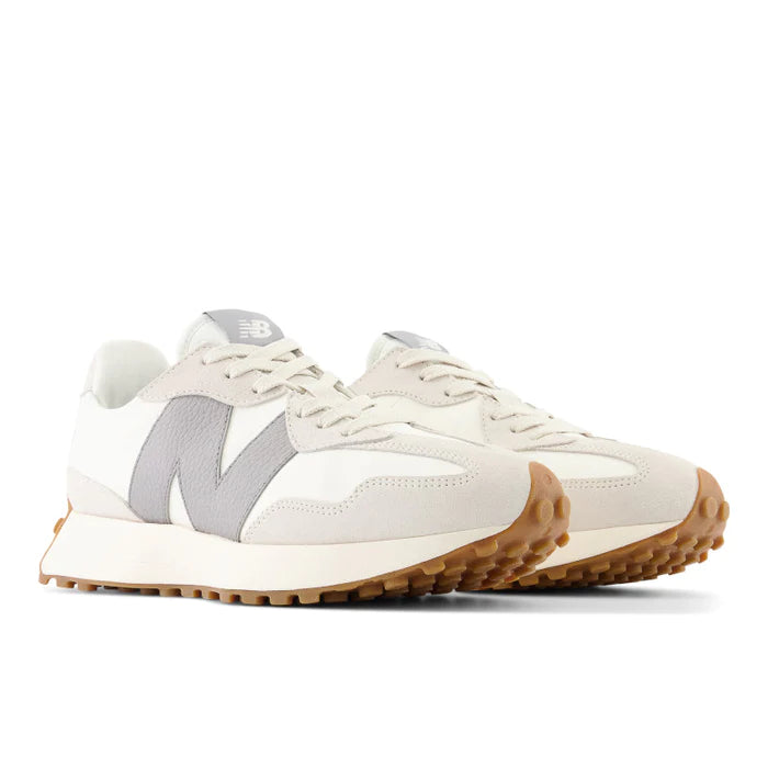 Front angle view of the Men's 327 in Moonbeam/Grey