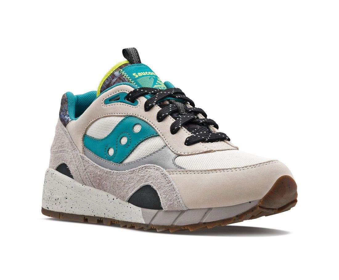Summoning 1991’s best high-mileage running shoes, the Men's Shadow 6000 support and flex perfectly with the killer cushioning you know and expect from Saucony. Indulge yourself with suede and leather, which give this retro athletic shoe their classic look. Throw on your Saucony Shadow 6000 and break a sweat in the same balanced running fashion sneakers you’ve rocked since back in the day.