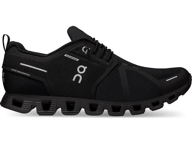 Lateral view of the Men's ON Cloud 5 Waterproof in All Black