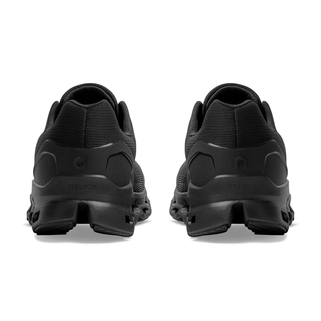 Get maximum cushioning and maximum performance from the Women's Cloudstratus from On. Dare to go farther in the shoe for runners who demand more. The Cloudstratus features two layers of Helion enriched CloudTec for increased vertical and horizontal cushioning. Around 75% of the polyester used in the upper is recycled.