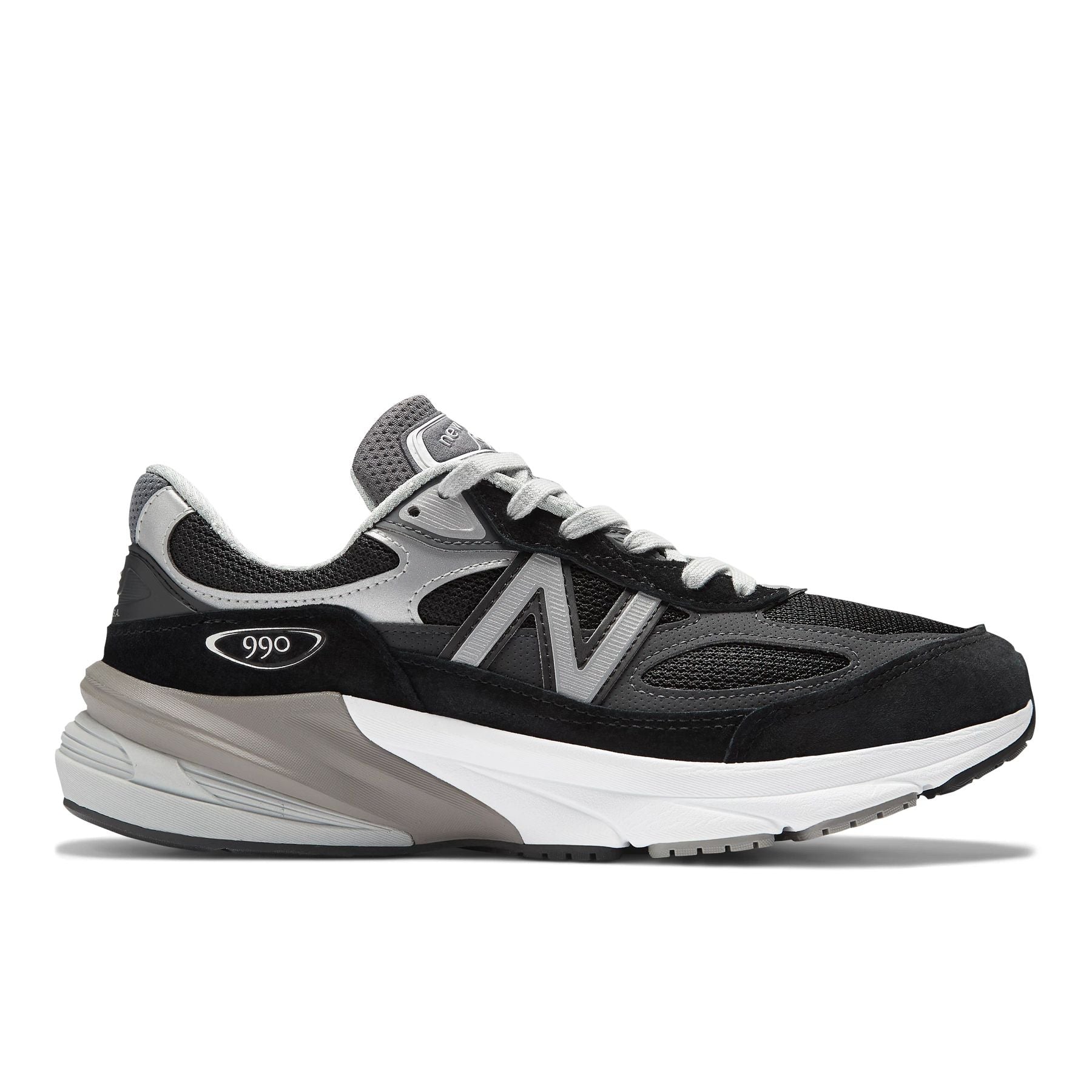 Lateral view of the Women's New Balance 990 V6 Lifestyle shoe in Black/White