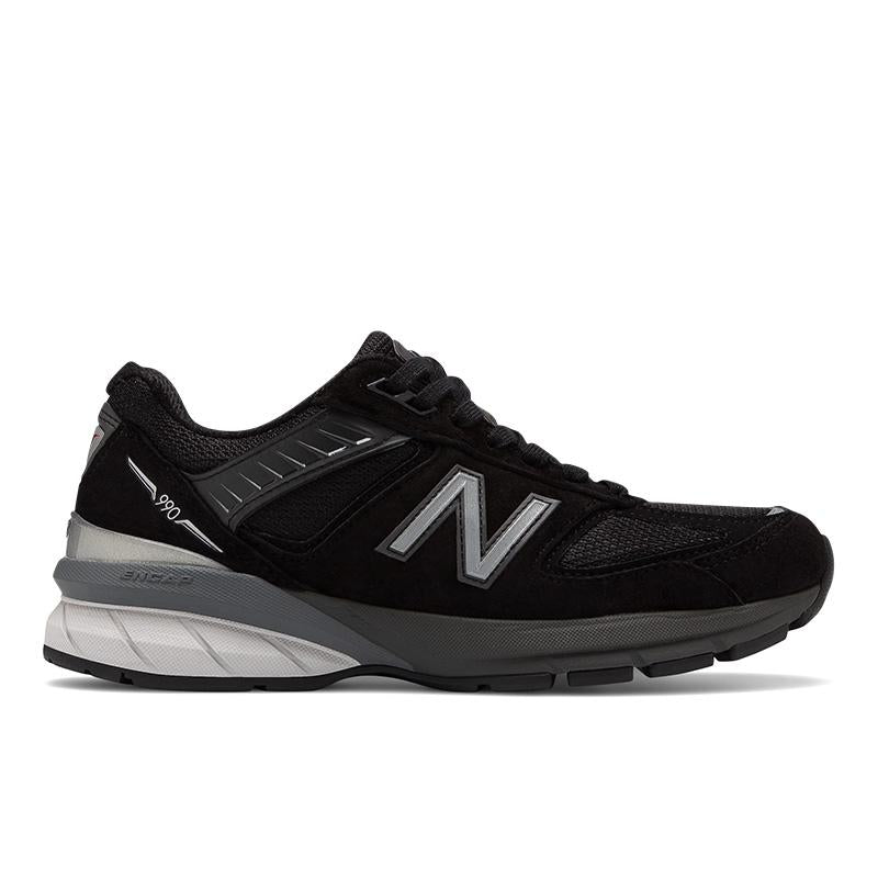 Lateral view of the Women's 990 V5 in the color Black