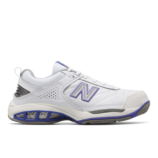 The Women's New Balance 806 tennis shoe provides the ultimate in on-court stability and support. With C-CAP, ABZORB and New Balance's exclusive ROLLBAR technology, this heritage tennis shoe offers unrivaled motion control.