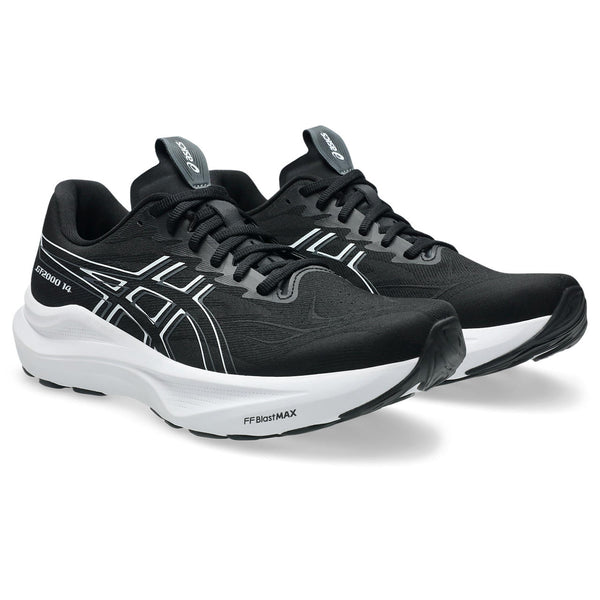 FF Blast Max is printed near the toe of the midsole on the lateral side to highlight the technology used. 