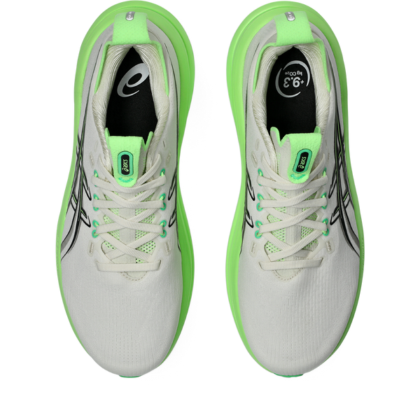 White laces are used to match the upper. 