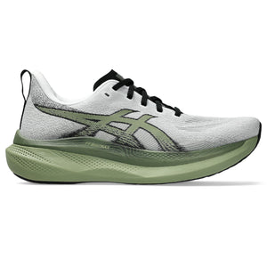 This Glideride Max 2 had a light grey upper and a sage green midsole. 