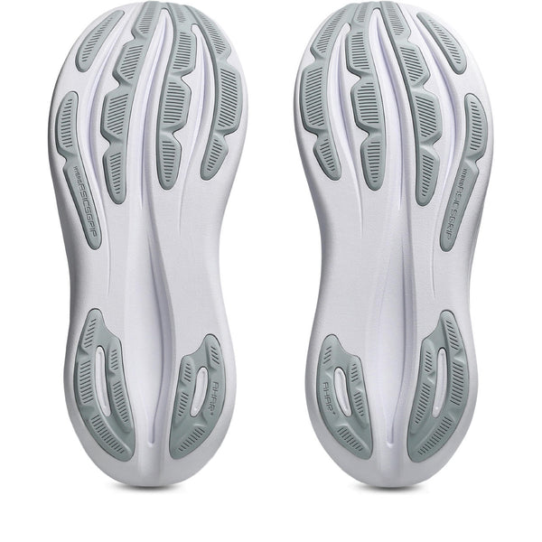 Grey rubber is used on the outsole. 