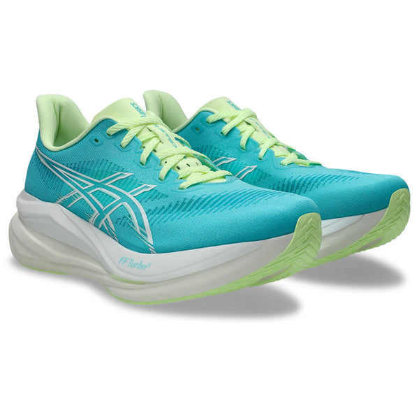 A white ASICS logo is in the middle of the upper on both sides. 