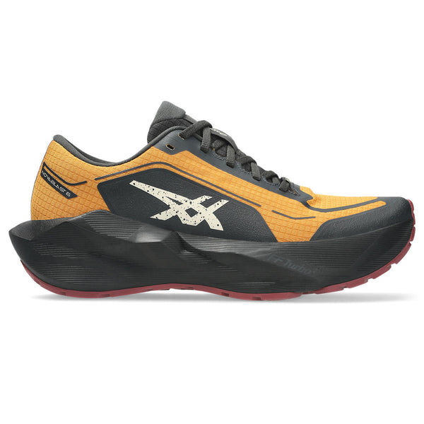 This Novablast 6 has a black and orange upper.