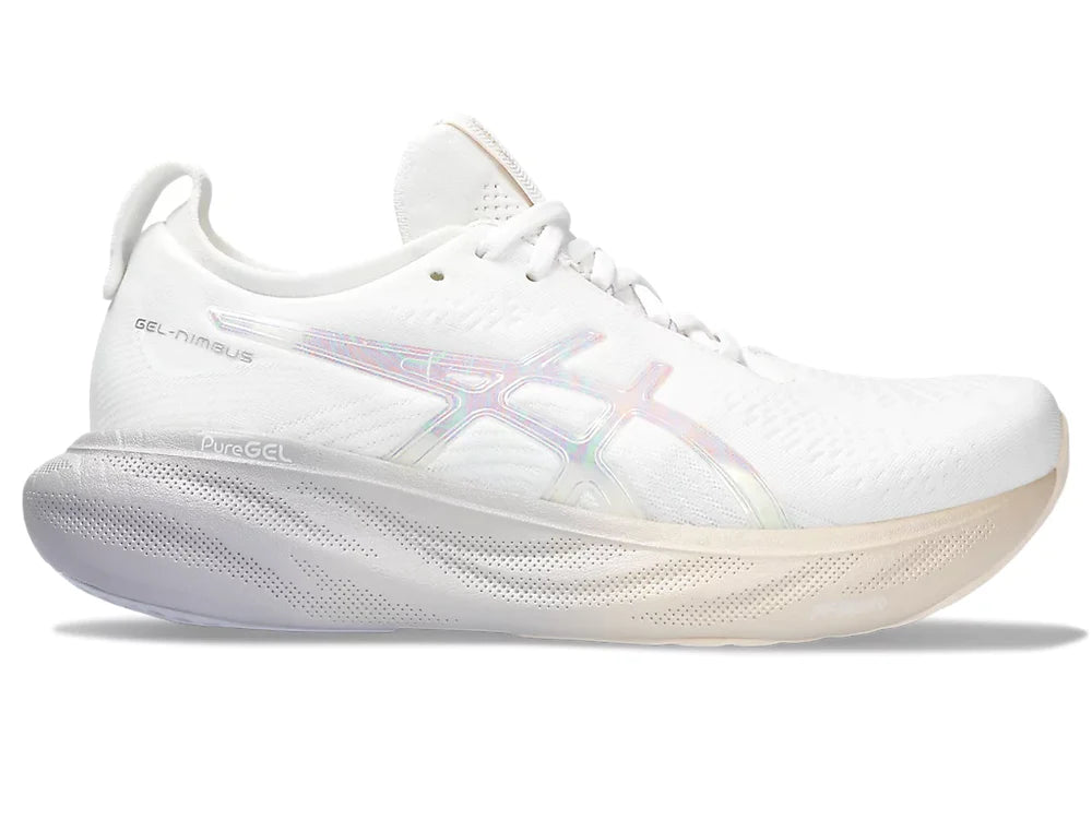 Lateral view of the Women's Nimbus 25 in Anniversary White/Rose Dust