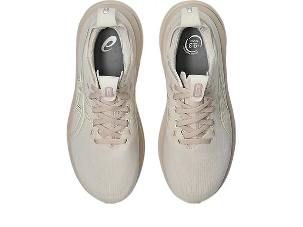 Cream colored laces are used to match the upper. 