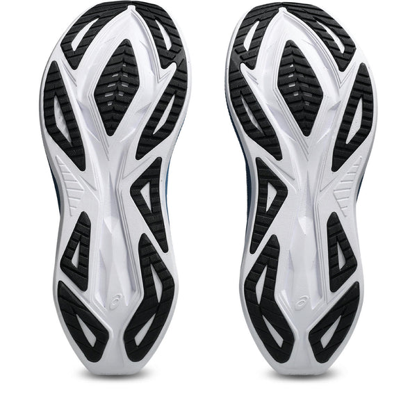The outsole of the ASICS Superlast 2 only has rubber in specific locations to elp with durability.