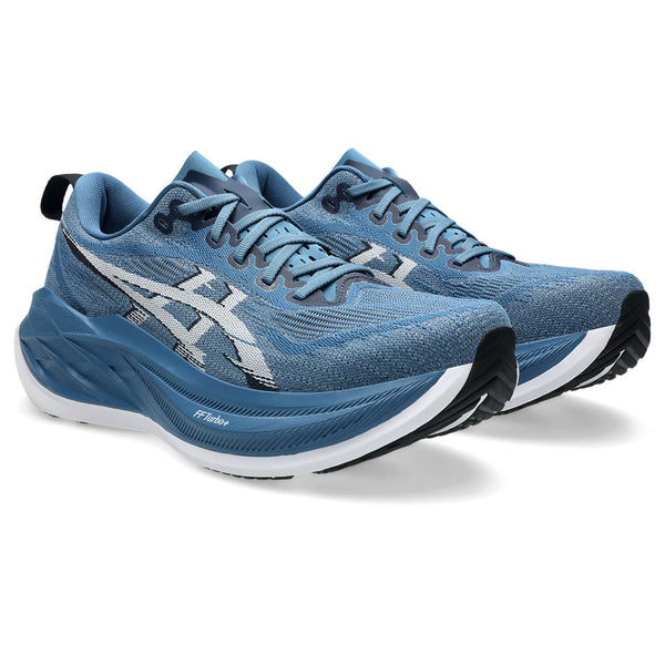 Blue ASICS running shoe that has a carbon plate for fast running.