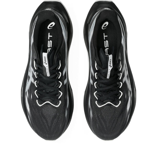 Black laces are used to match the upper. 