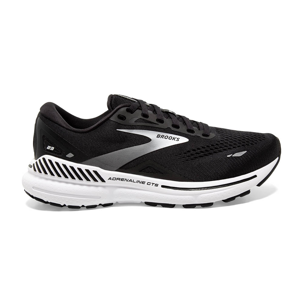Newly updated with lighter cushioning, the men's Adrenaline GTS 23 offers a perfect balance of support and softness that results in a smooth, soft ride ready for all your miles.