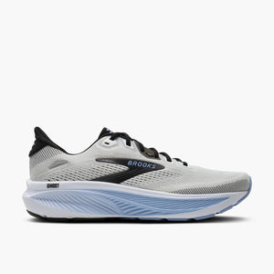 The Ghost 18 has a grey upper and a blue midsole.