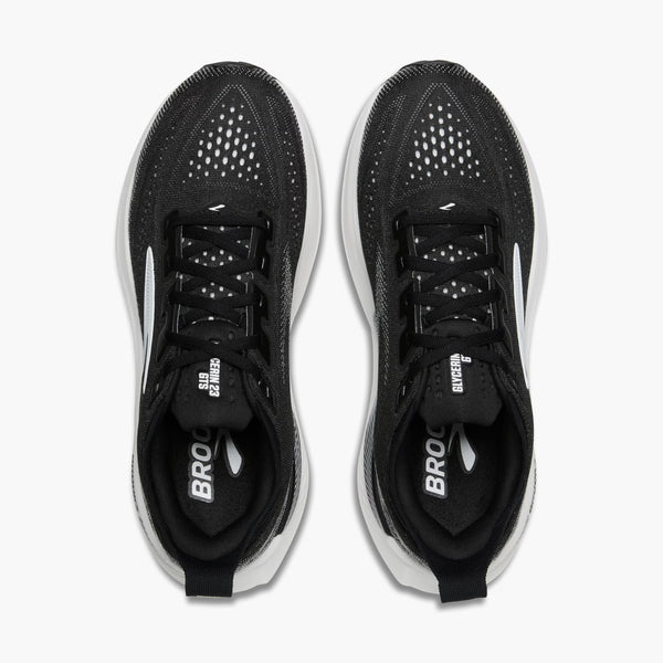 Black laces are used to match the upper. 