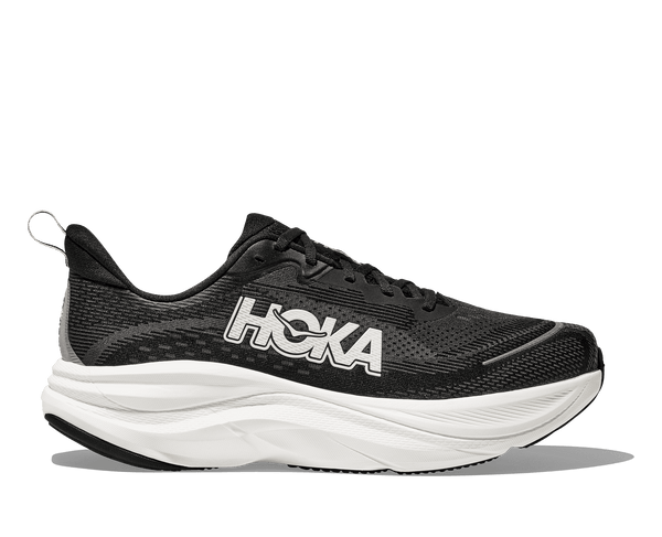 Designed to elevate your daily running practice, the Hoka Skyflow combines premium Skyward X-inspired geometry with upgraded foam compounds, taking everyday miles to the next level.&nbsp;