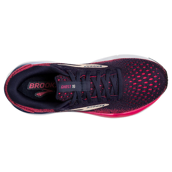 The engineered mesh upper is super breathable and soft.