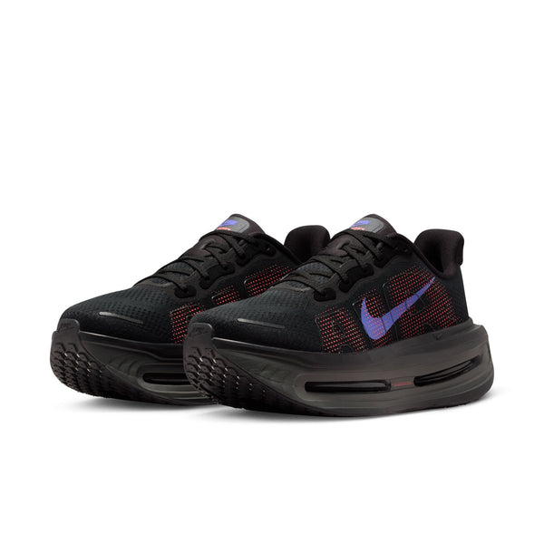 A pair of women's running sheos from Nike with a black upper adn black outsole.