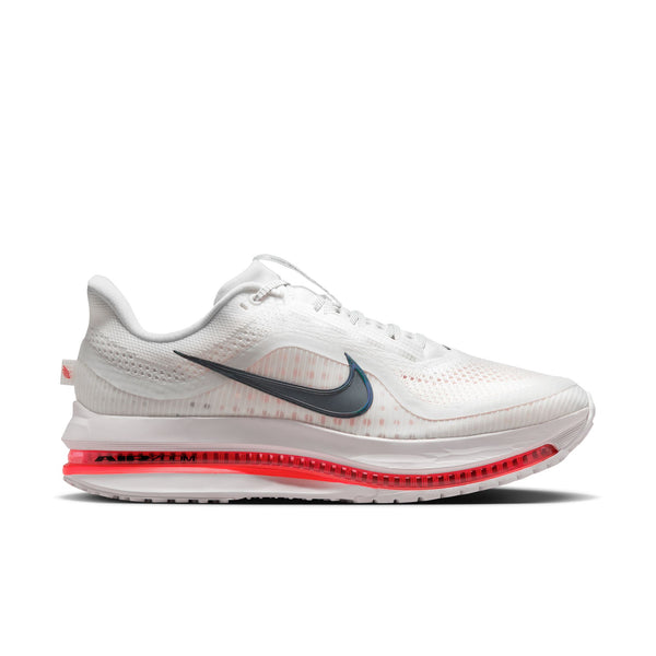 The Pegasus Premium is a running shoe, howwever the upper looks like a fasion or lifestyle shoe.