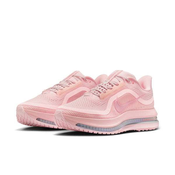 The women's Pegasus Premium has a get look with old school vibes.