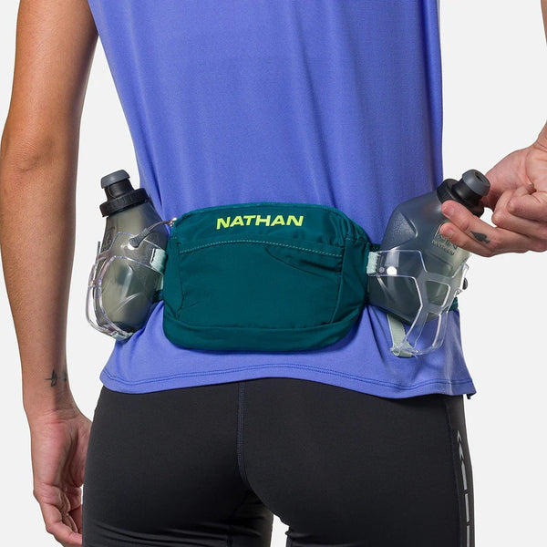 Belt comes with two 10oz bottles