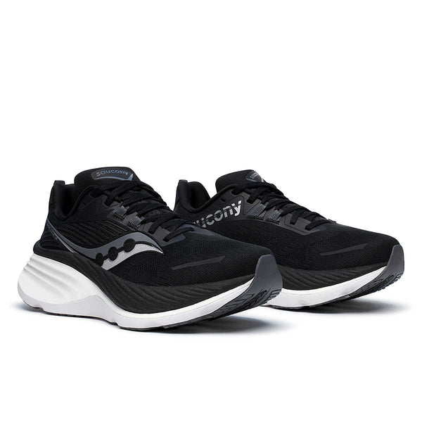 This pair of running shoes has the Saucony logo on the lateral side adn Saucony name on the medial side.