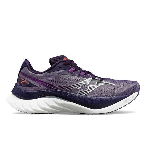 The lateral sizde of the Women's Speed 4 from Saucony in the Lupine color is mostly tonal with a few pops of color