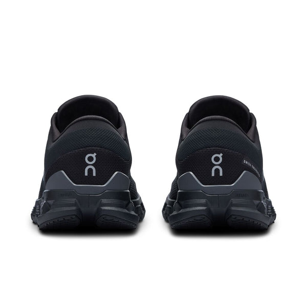 The heel area of the On Cloud X4 has a stabalizing piece low on teh heel around the upper adn then the midsole flares out just slightly to provide more balance and stability