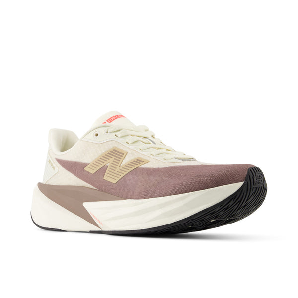 Single new balance running shoe with an angora and white upper color.