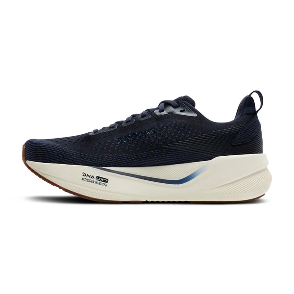 A navy line runs through the middle of the midsole