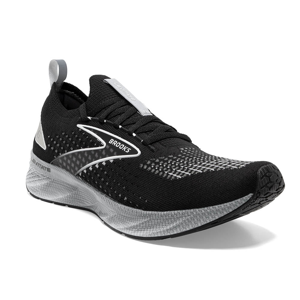 Front angle view of the Men's Levitate Stealthfit 6 by Brooks in the color Black/Grey/Oyster