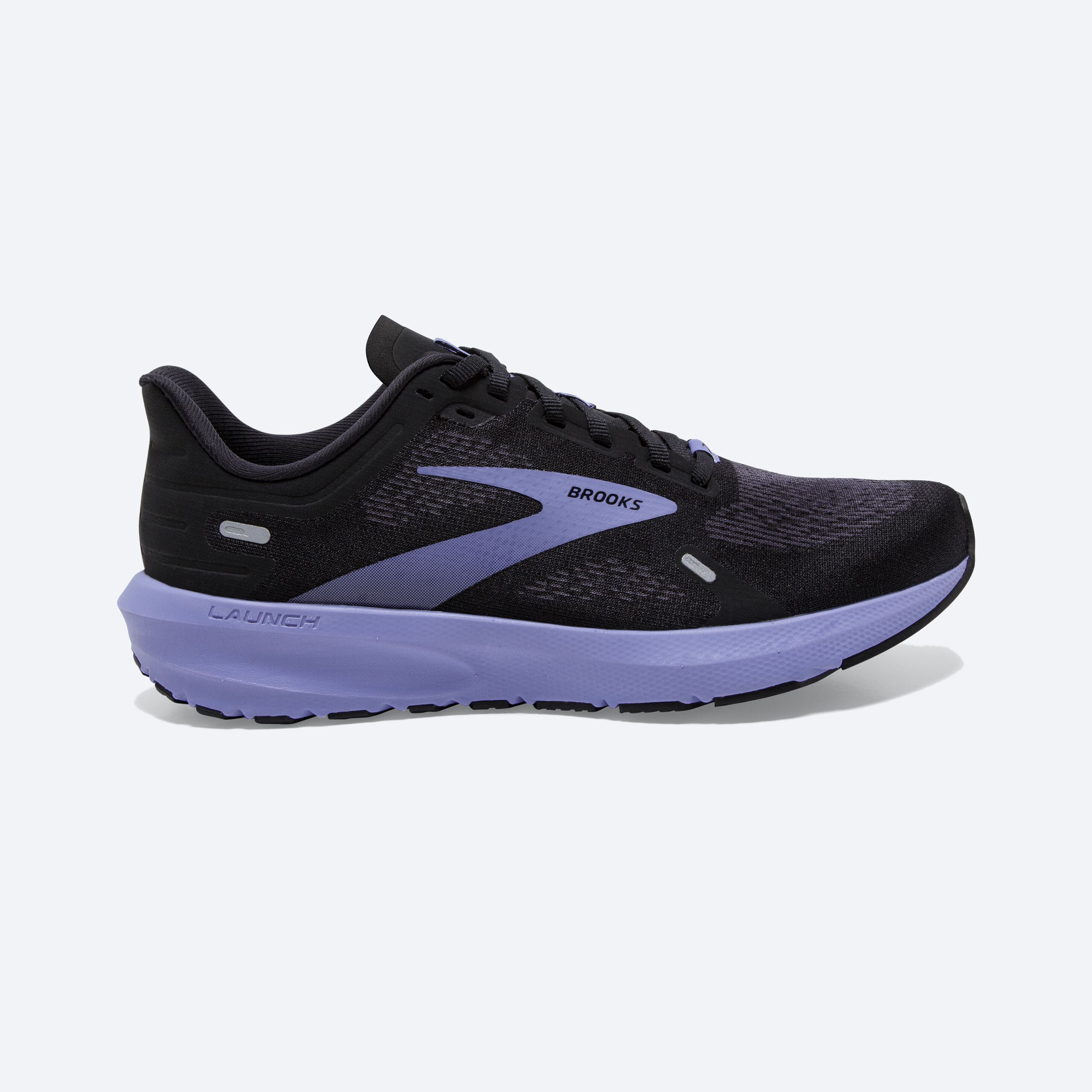 A women's neutral shoe that feels light and speedy and adds fun to every mile. The Brooks Launch 9 is designed with streamlined materials and a forefoot that propels you forward on race day or everyday runs.